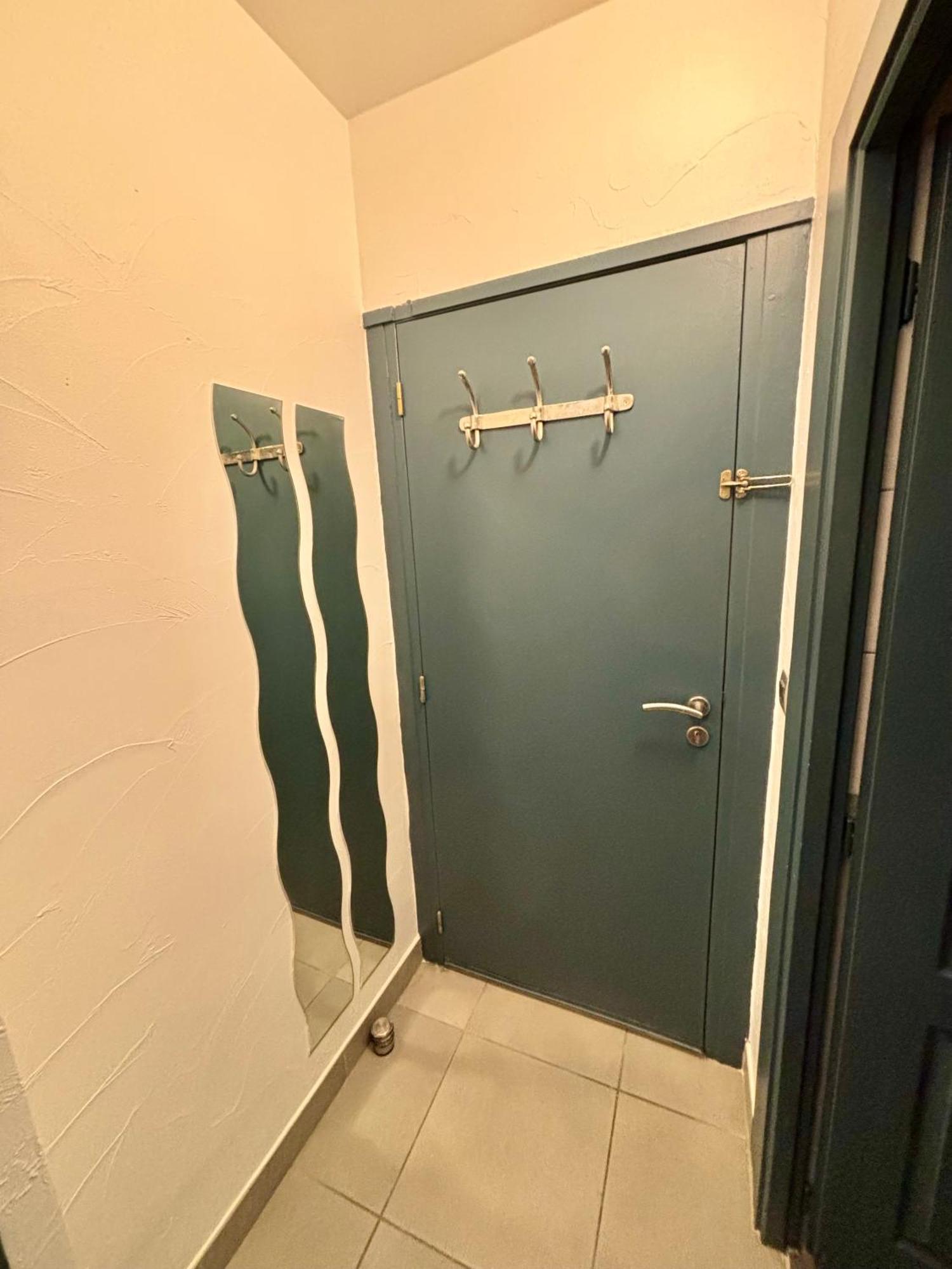 studio - baignoire - prêt de vtt - lave linge Le Puy-en-Velay Extérieur photo