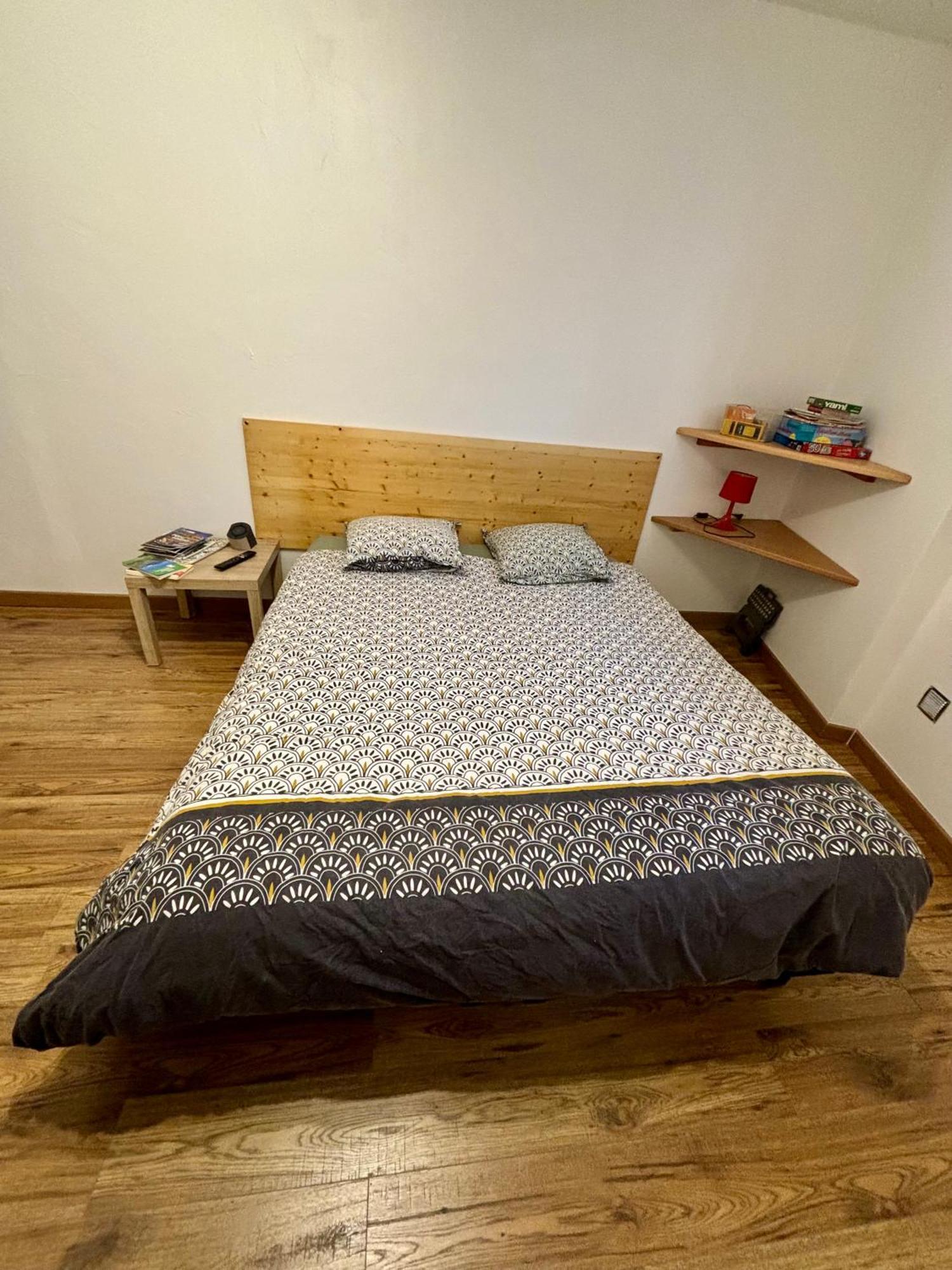 studio - baignoire - prêt de vtt - lave linge Le Puy-en-Velay Extérieur photo